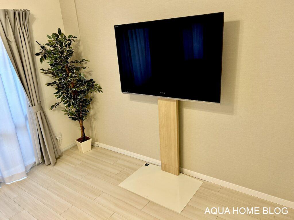 AQUAのTVスタンド