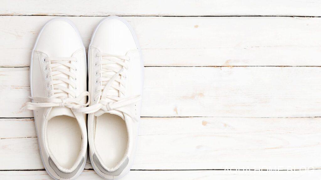 スニーカー